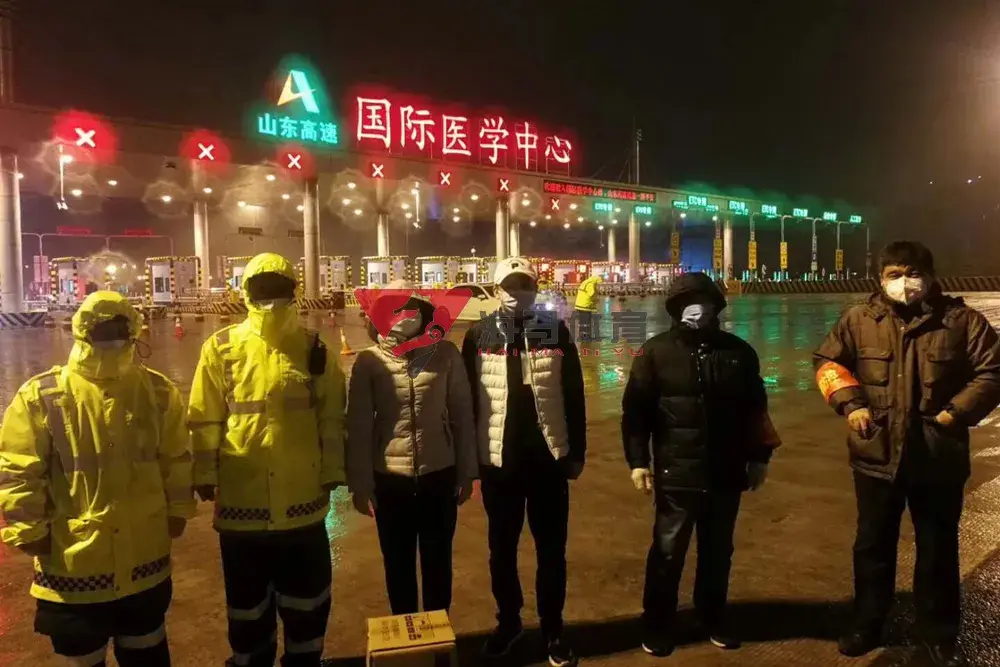 岂曰无衣，与子同裳。辉达娱乐助力槐荫区政协抗击新冠肺炎疫情。